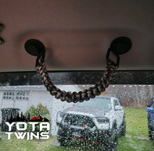 Load image into Gallery viewer, PARACORD "OH SH*T" HANDLES V2.1 (FREE SHIPPING)