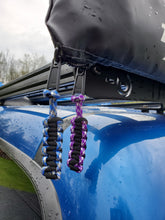 Load image into Gallery viewer, PARACORD ZIPPER PULLS