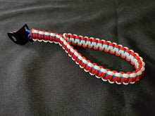 Load image into Gallery viewer, 4RUNNER PARACORD HATCH STRAP
