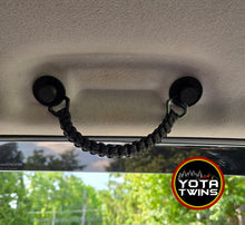 Load image into Gallery viewer, PARACORD "OH SH*T" HANDLES V3
